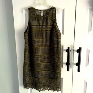Abercrombie & Fitch‎ olive lace dress size medium
